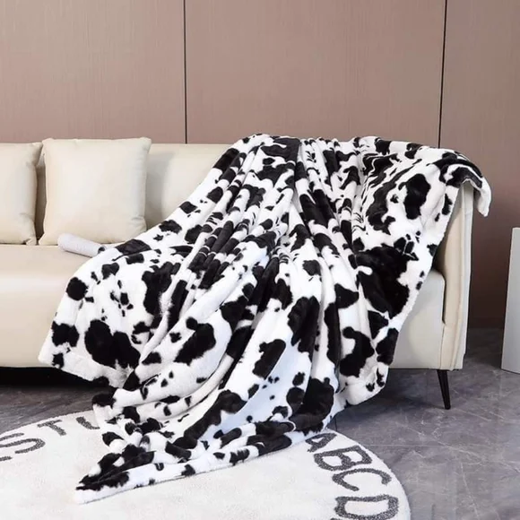 Cow Fleece Blankets - Picture 3 of 4